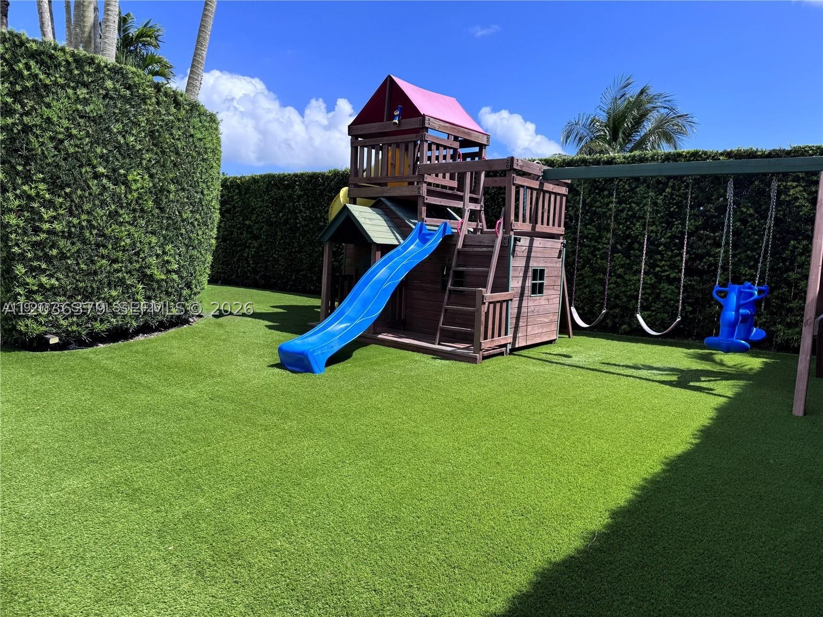 OAK RIDGE FALLS - Residential Lease