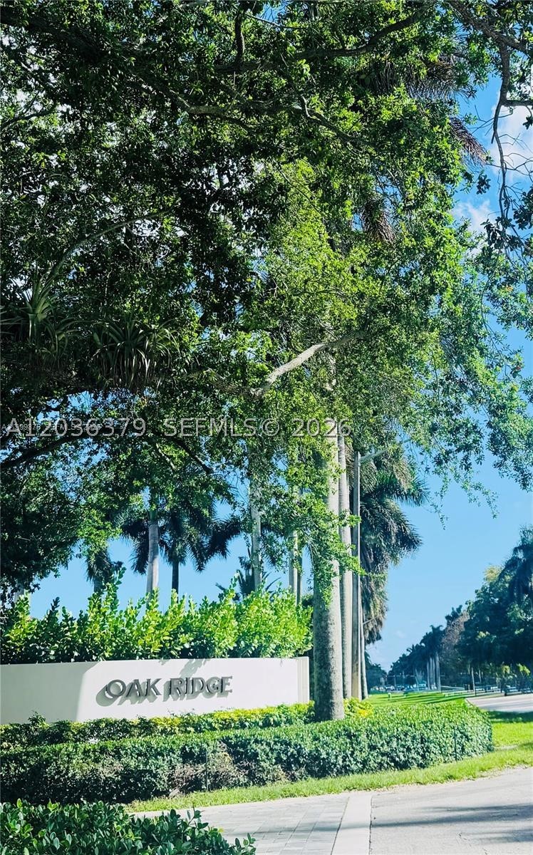 OAK RIDGE FALLS - Residential Lease