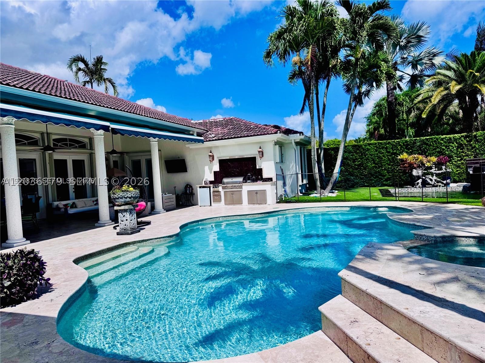 OAK RIDGE FALLS - Residential Lease