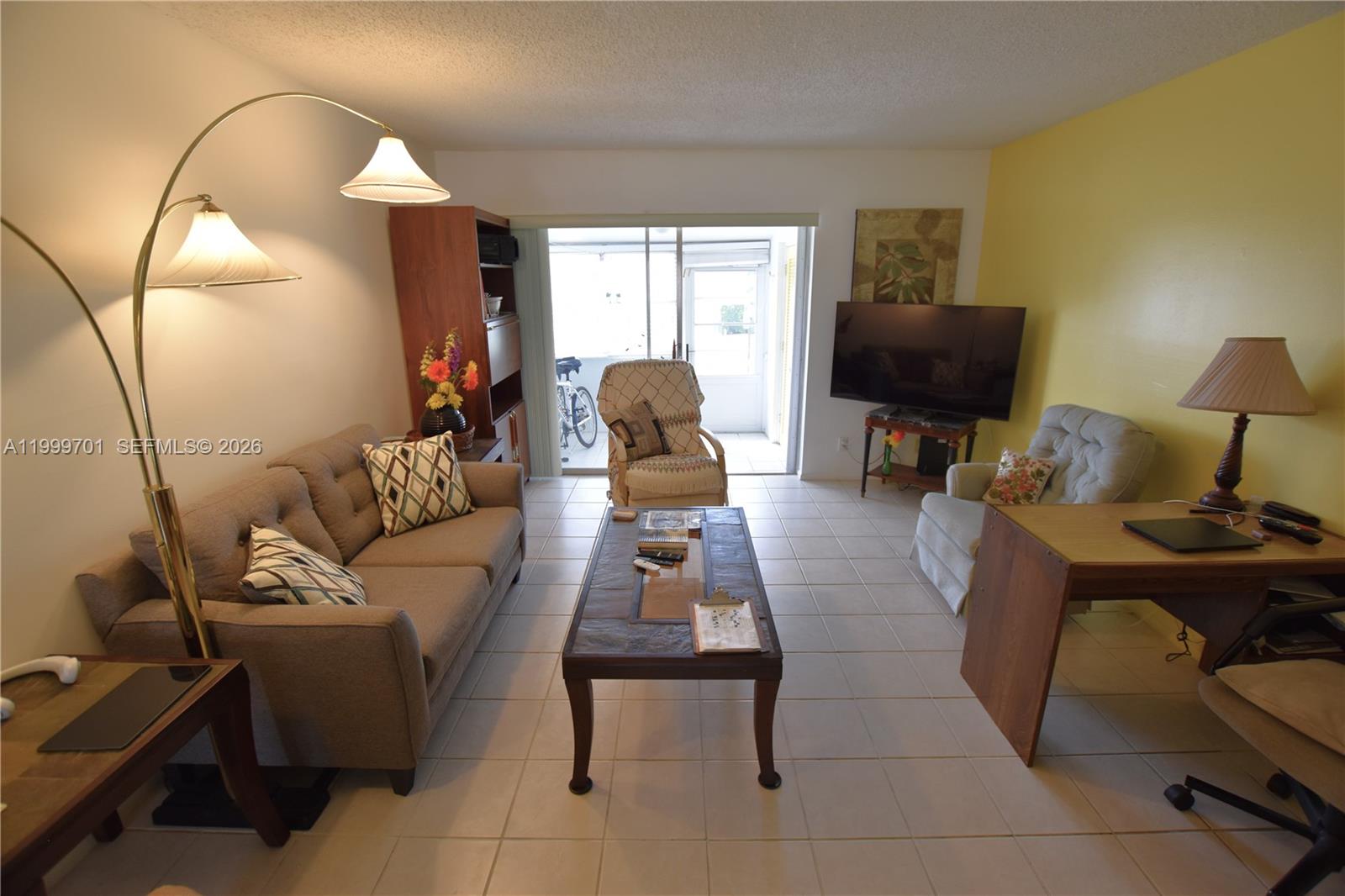 CRESTHAVEN VILLAS CONDO 2 - Residential