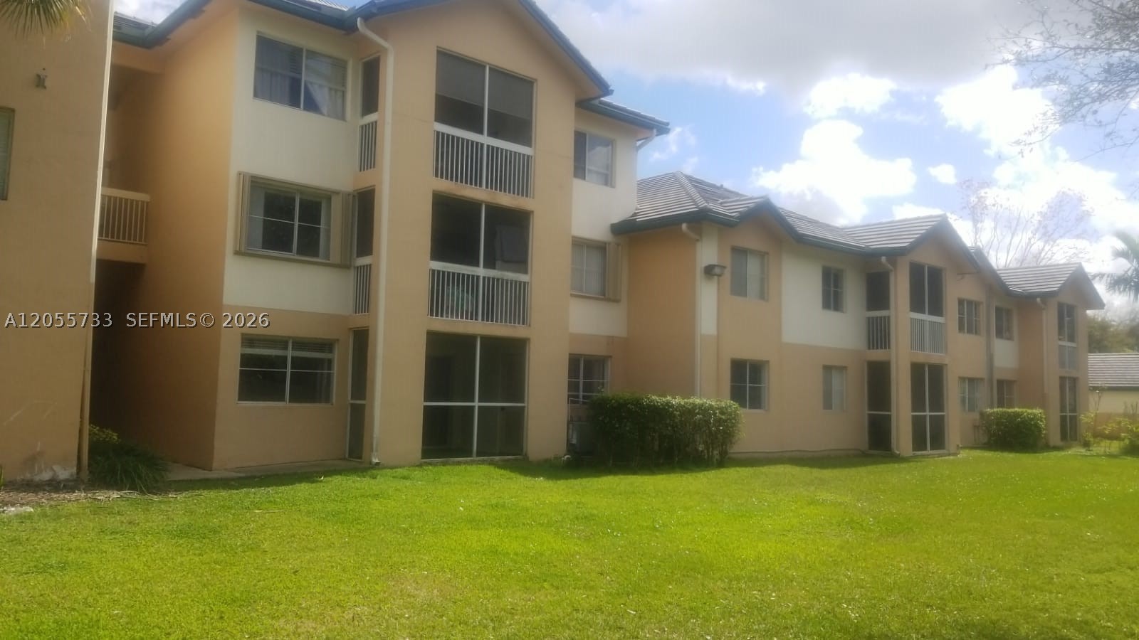 CITATION WAY CONDO - Residential Lease