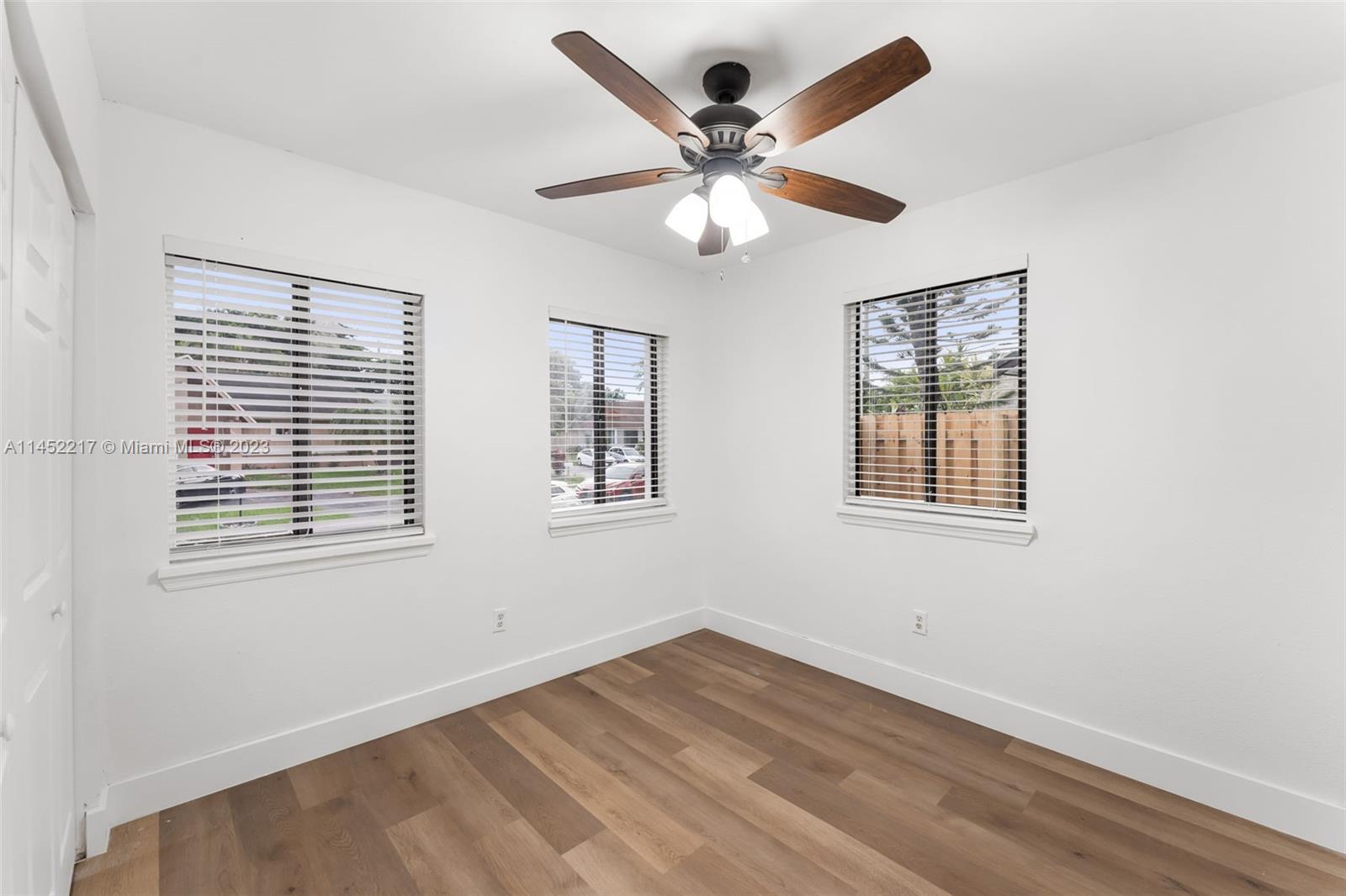BISCAYNE VILLA HOMES SEC - Residential Lease