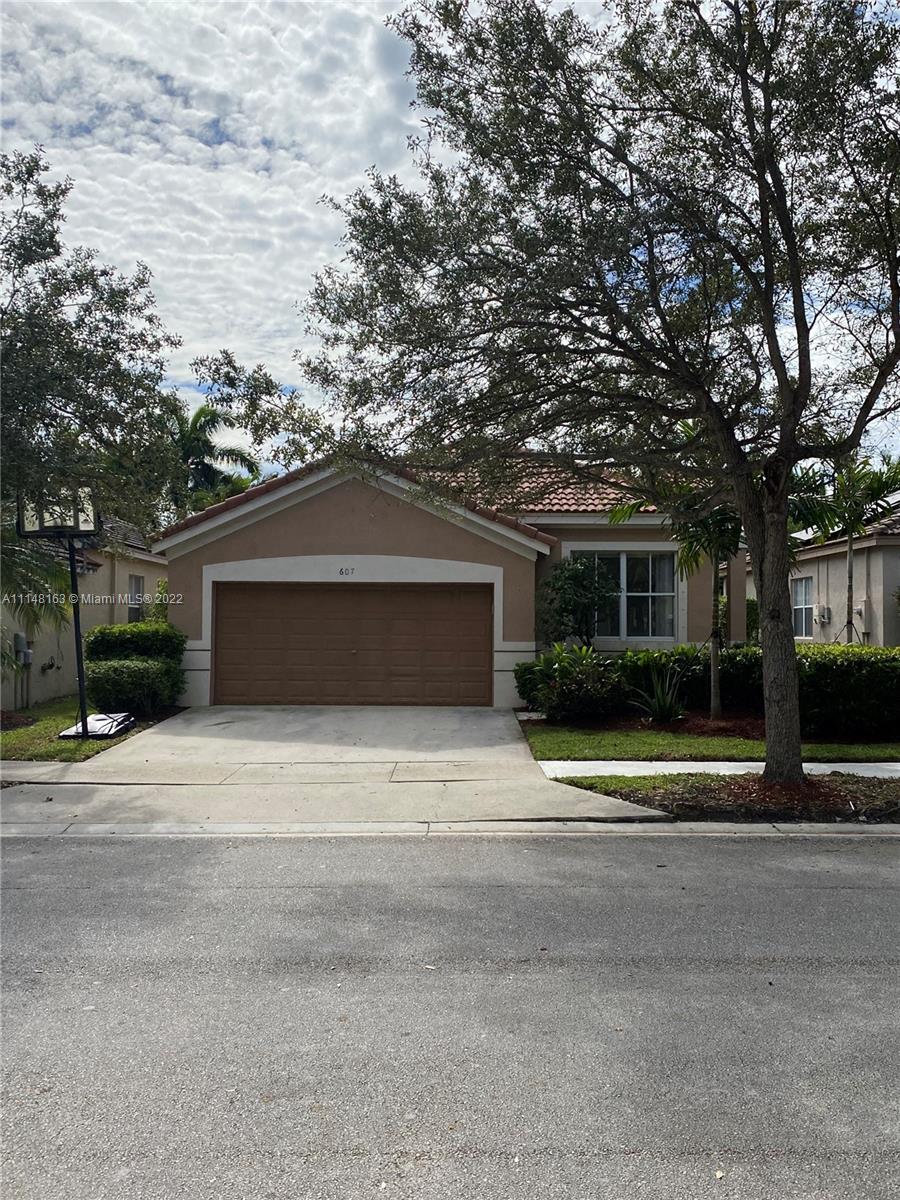 SECTOR 2-PARCELS 12 13 14 - Residential Lease