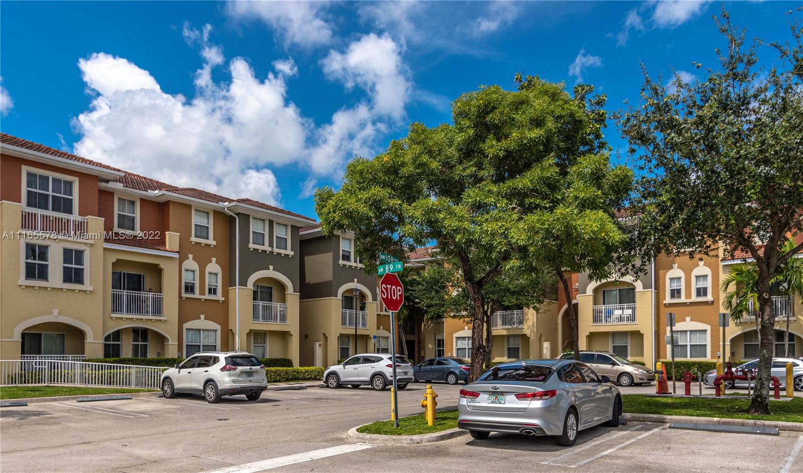 BEAUTIFUL ONE STORY 3/2 UNIT IN CORONADO. GRANITE COUNTERTOPS, APPLIANCES IN KITCHEN. EXCERCISE FACILITY AND COMMUNITY POOL. CLOSE TO A+ SCHOOLS, MAIN HIGHWAYS, MIAMI INTL AIRPORT, DOLPHIN AND MIAMI INTL MALL.