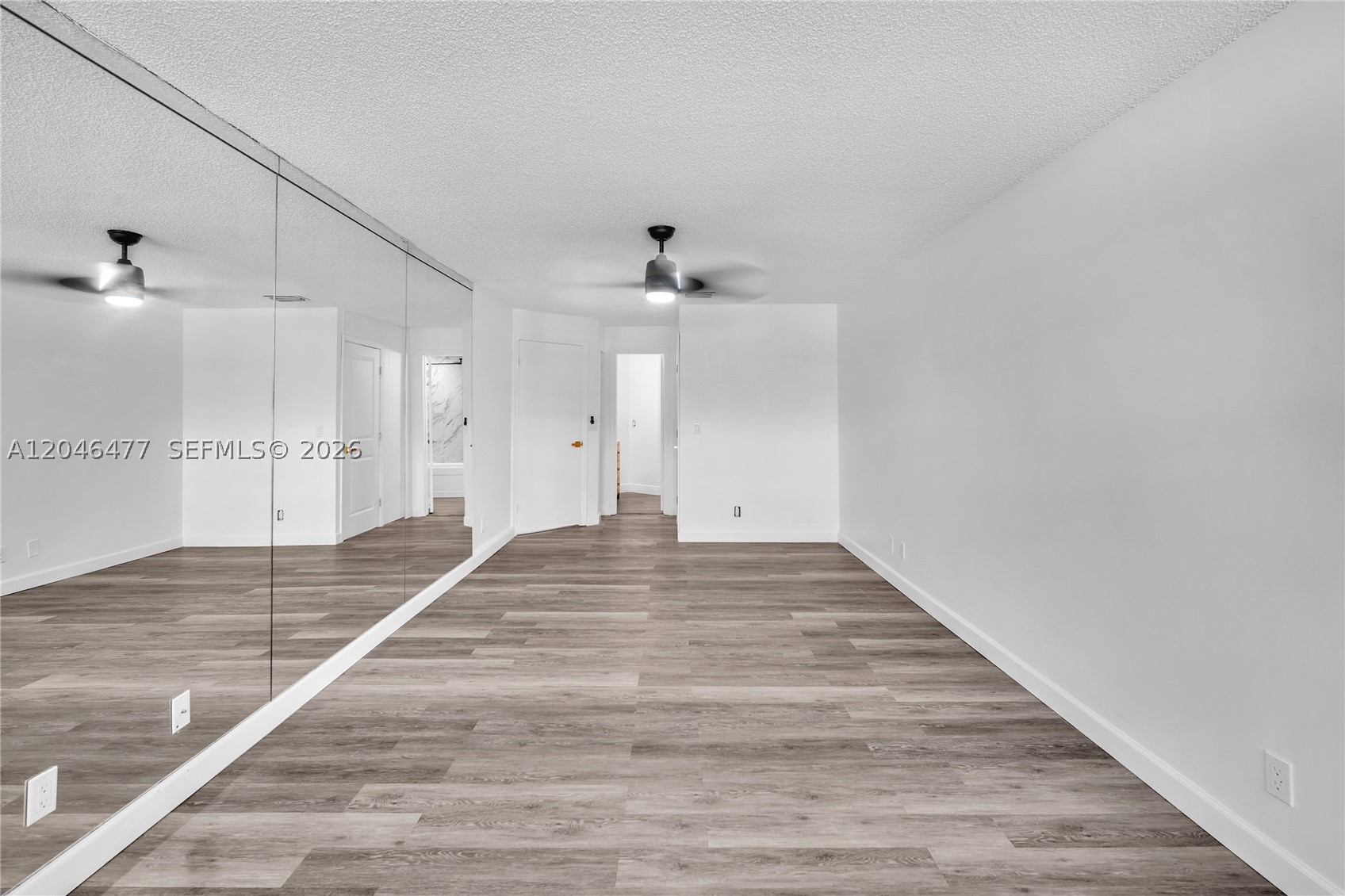 EMERALD OAKS 2 CONDO - Residential