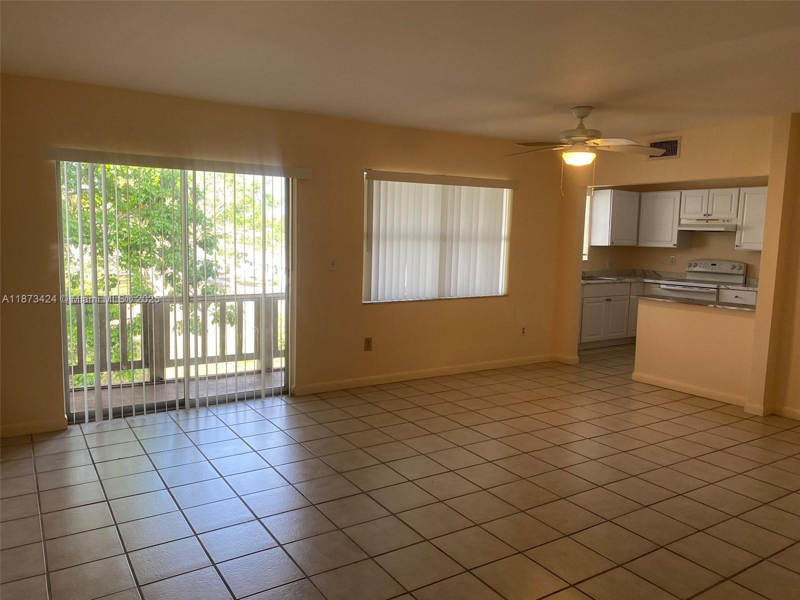 LA PLACIDA SECTION 1 COND - Residential