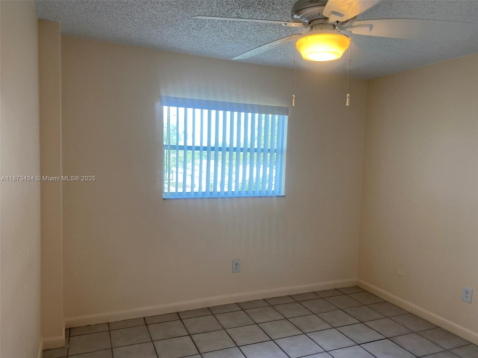 LA PLACIDA SECTION 1 COND - Residential