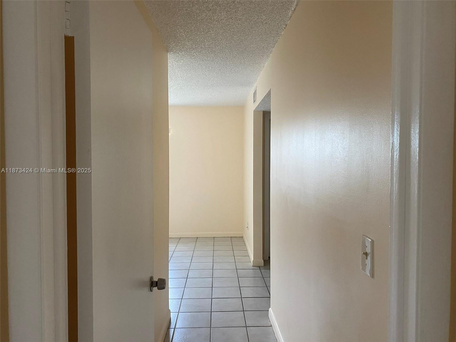 LA PLACIDA SECTION 1 COND - Residential