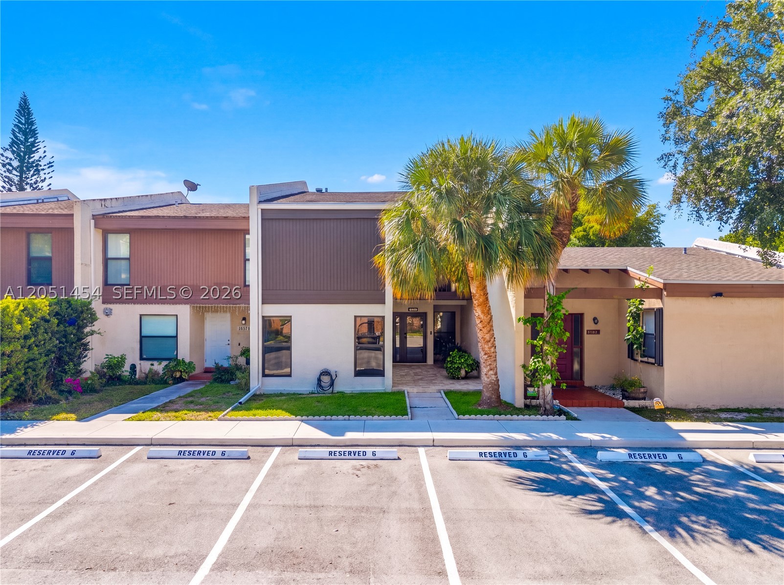 EVERGLADES SUGAR & LAND C - Residential