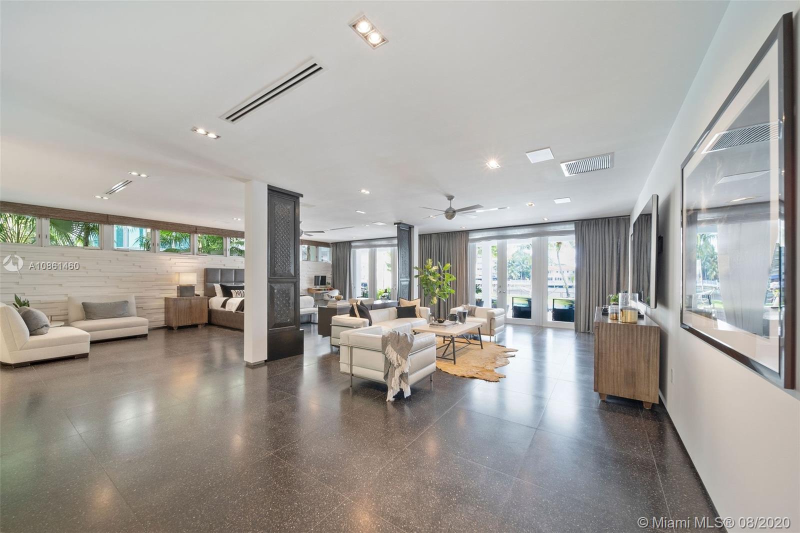 SURPRISE POINT - Residential