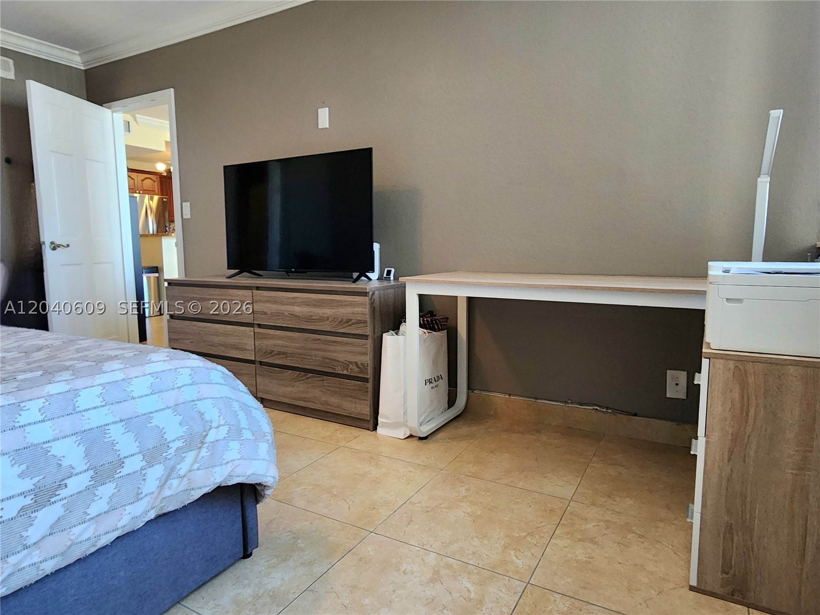 PARKER PLAZA CONDO ESTATE - Residential