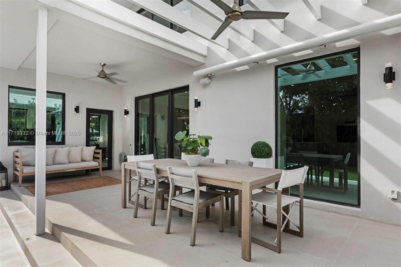 NAUTILUS EXTENSION 5TH - Residential