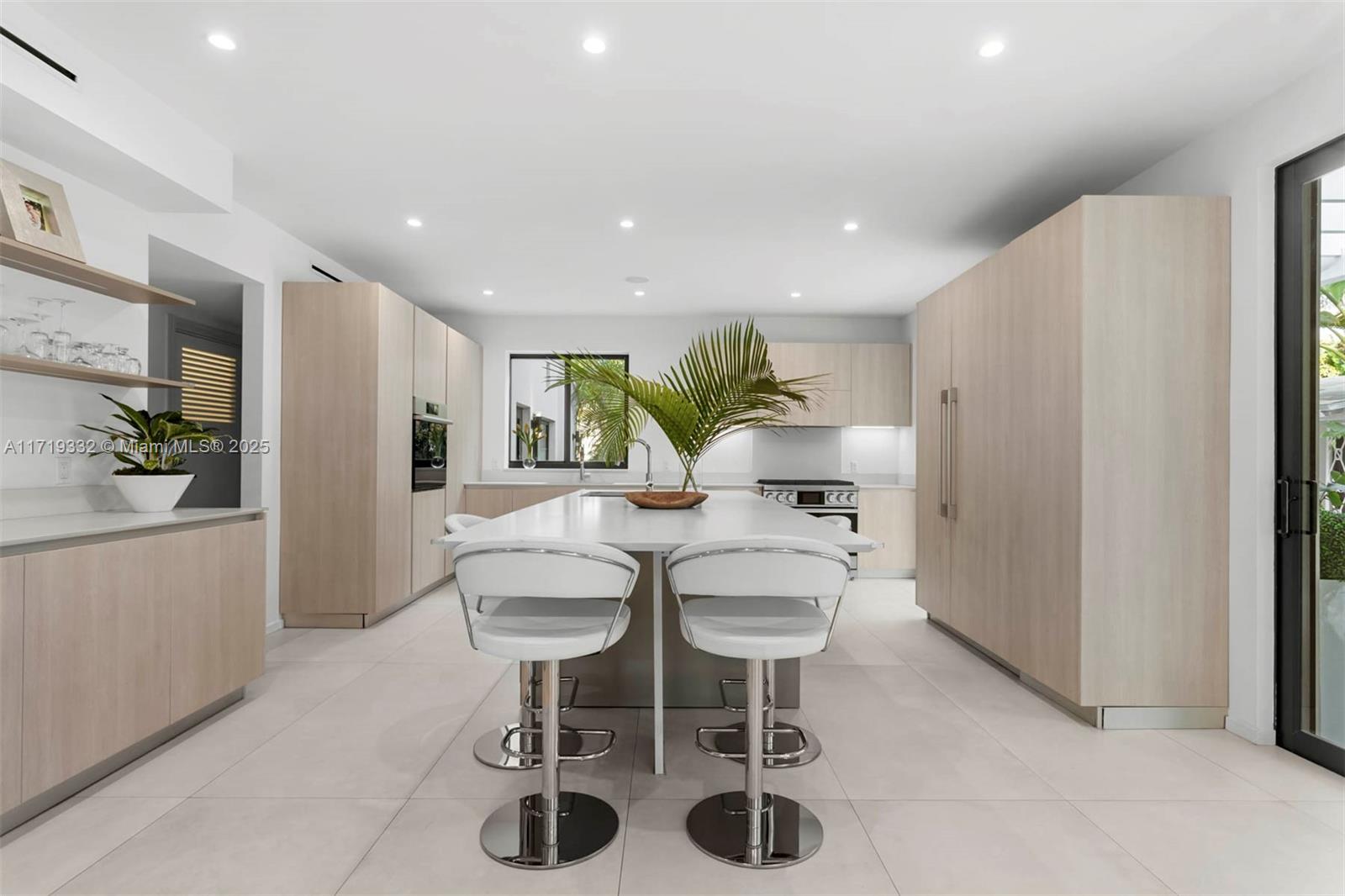 NAUTILUS EXTENSION 5TH - Residential