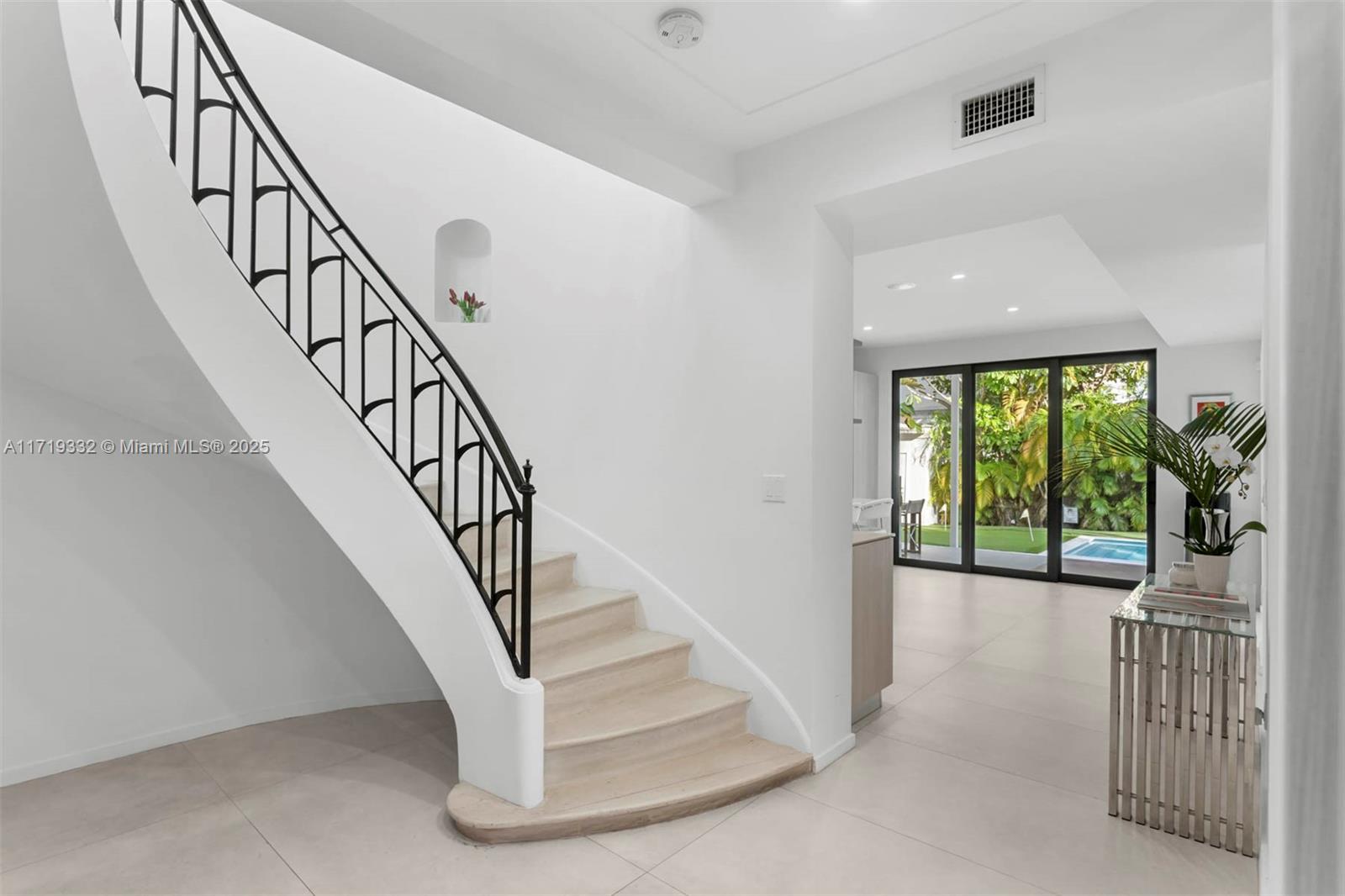 NAUTILUS EXTENSION 5TH - Residential