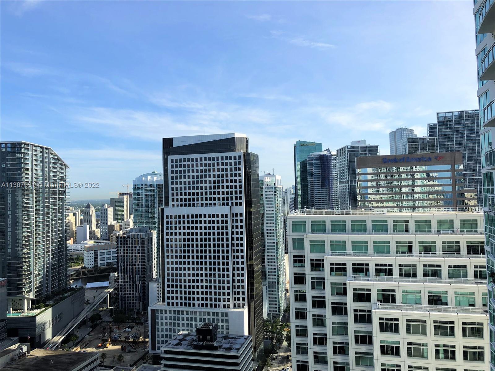 THE PLAZA 901 BRICKELL CO - Residential Lease