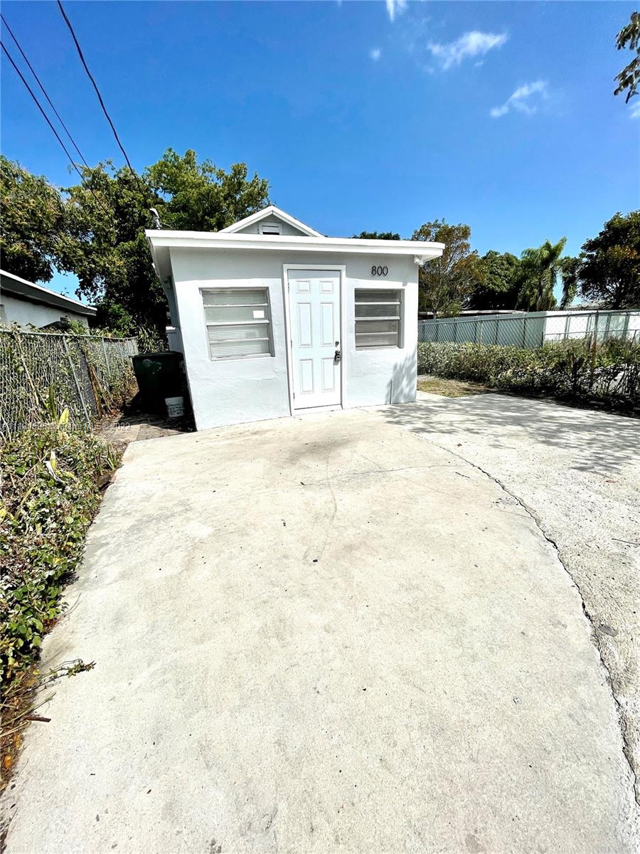 GRANT PARK - Residential Lease