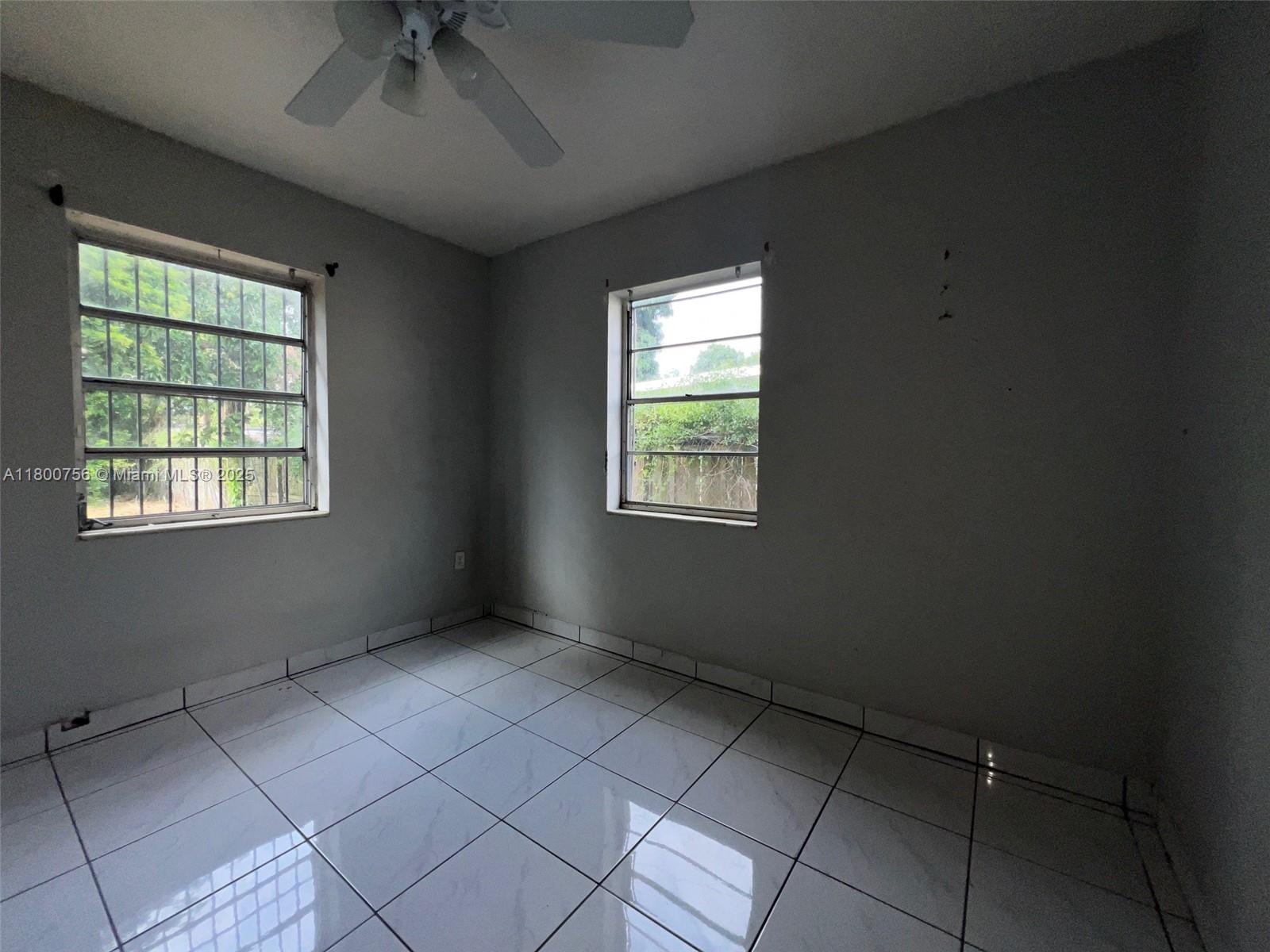 THE TROPICS AMD PLAT - Residential