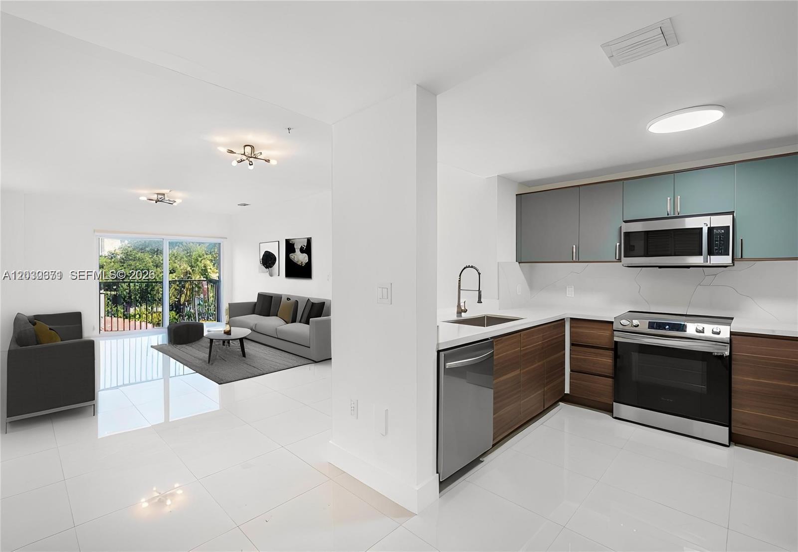 COMPLETELY REMODELED. Just 2 blocks from the famous "Miracle Mile Coral Gables". Beautiful apt 3BR/2BA Corner unit Spacious, bright spaces at Shamrock by the Gables in Miami, new tile flooring, new appliances in kitchen, 2 covers parking assigned in the first floor, washer & dryer in unit, easy access to mayor highways Brickell, Airport, Beaches, Hospitals, Downtown.