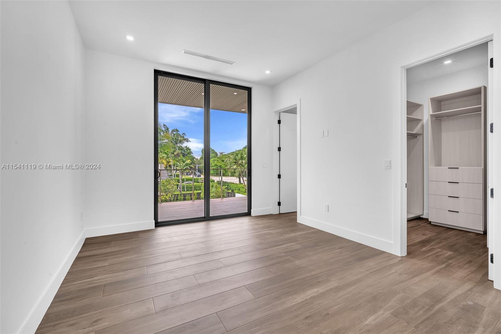 PALMETTO EAST - Residential