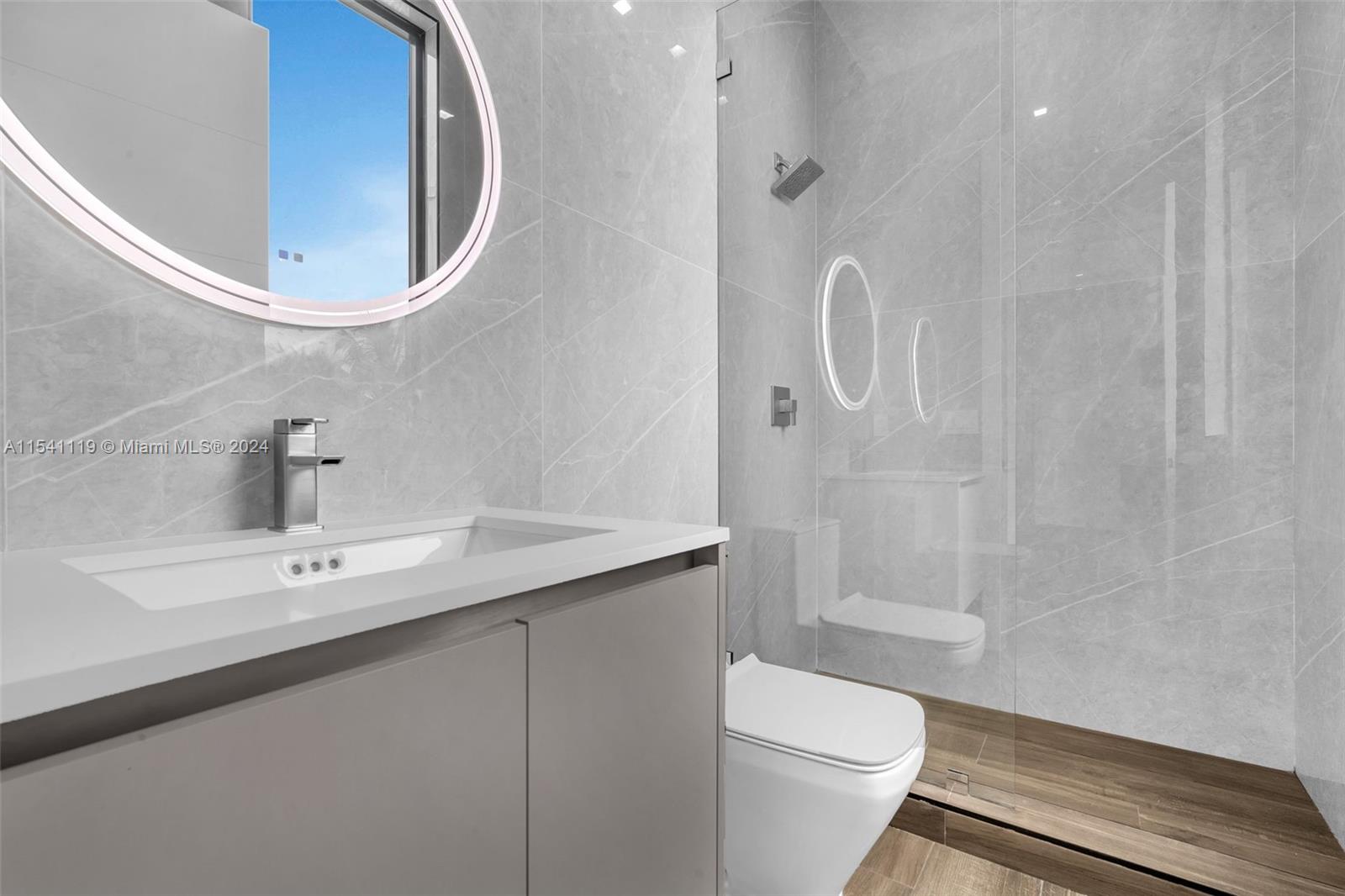 PALMETTO EAST - Residential