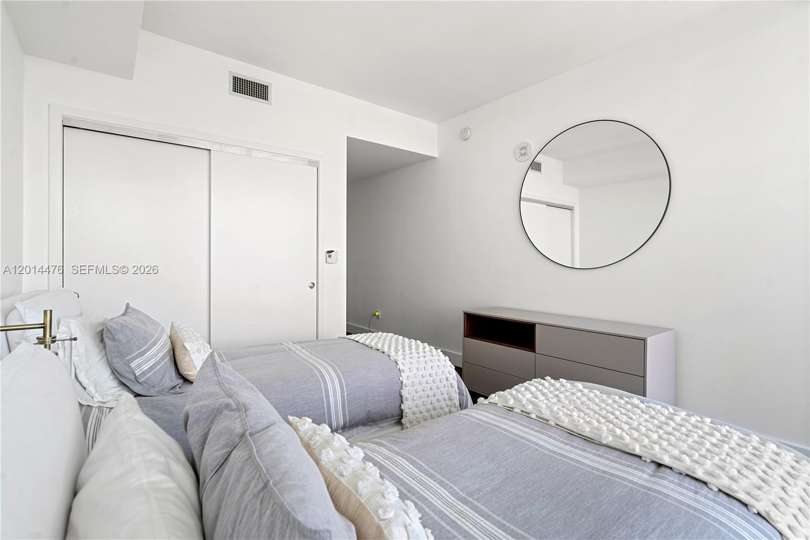 OCEANA KEY BISCAYNE CONDO - Residential