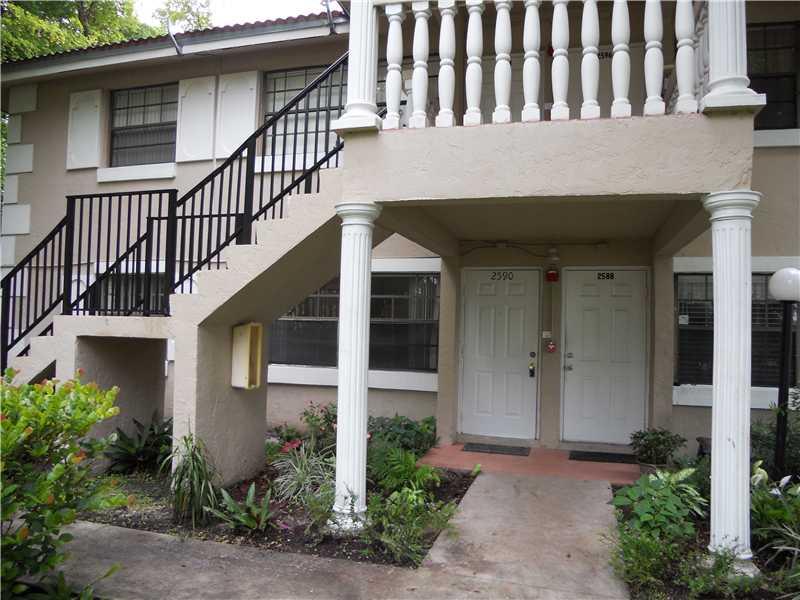 CORAL SPRINGS ESTATE TOWN - Residential Lease