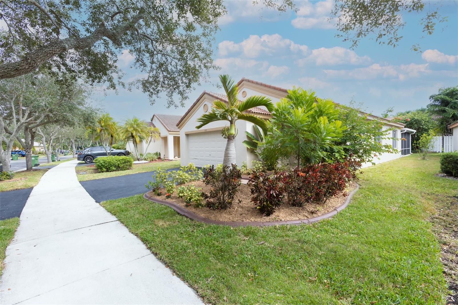 SECTORS 3 & 4 BOUNDARY PL - Residential