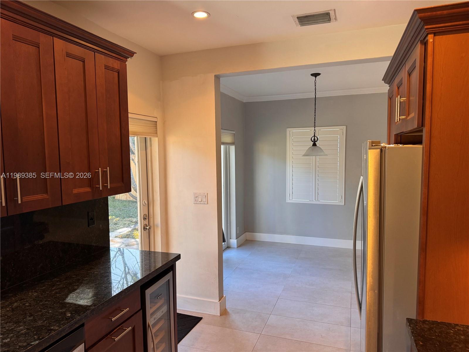 LAKEWAY - Residential