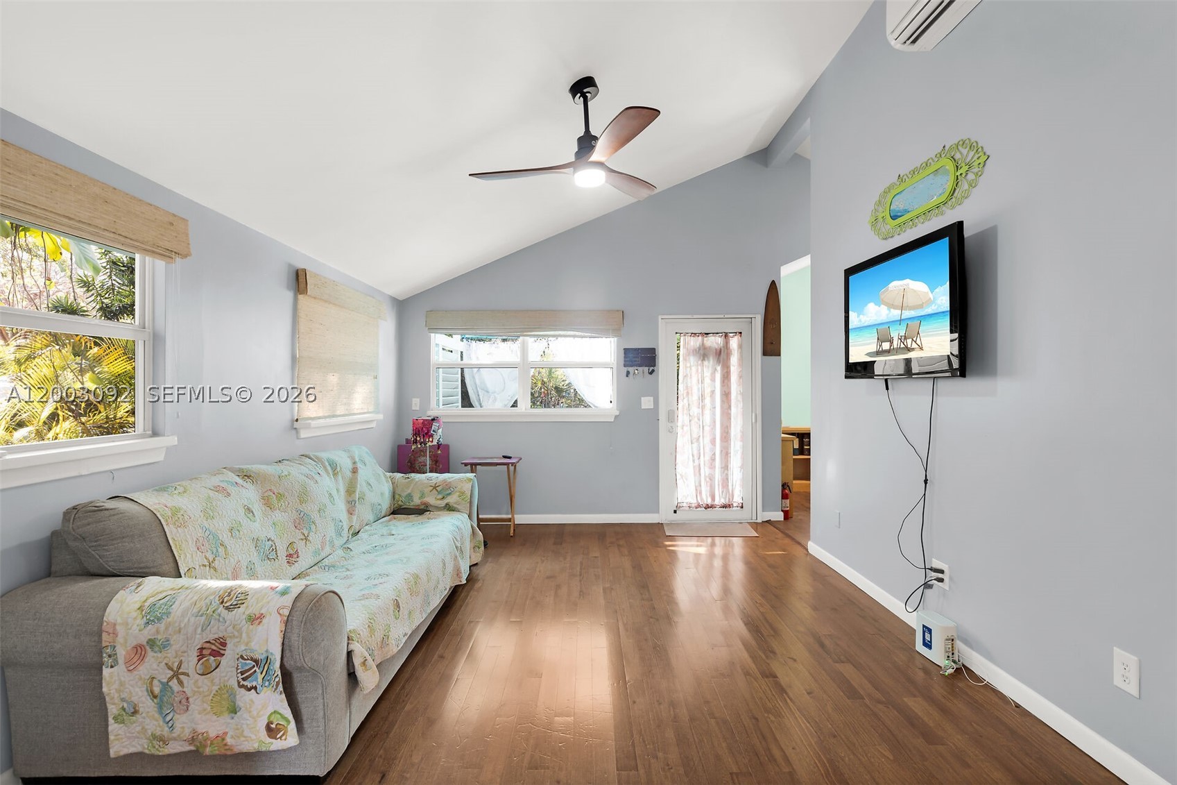 BOWENS ADD RIVIERA VILLAG - Residential