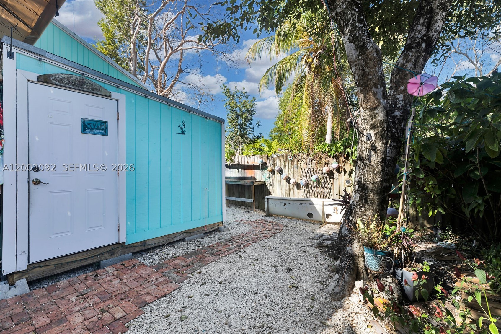BOWENS ADD RIVIERA VILLAG - Residential