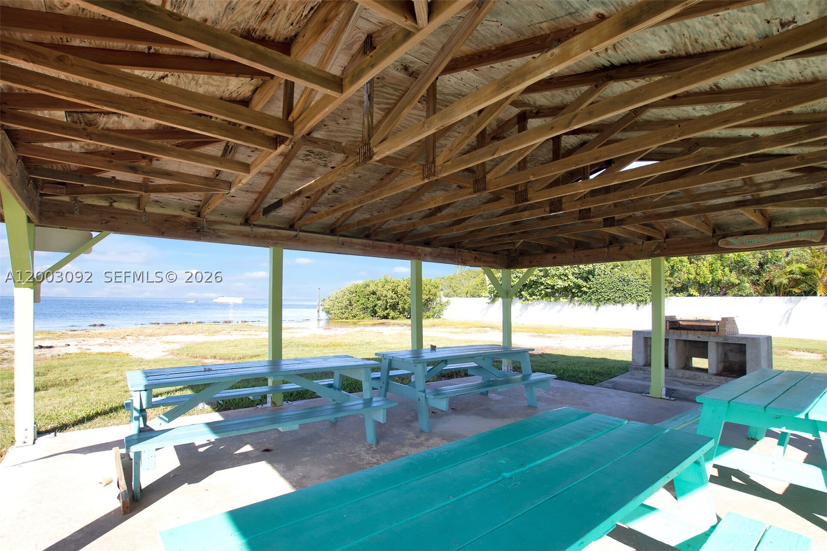 BOWENS ADD RIVIERA VILLAG - Residential