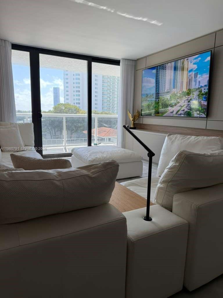 WATERVIEW CONDO - Residential