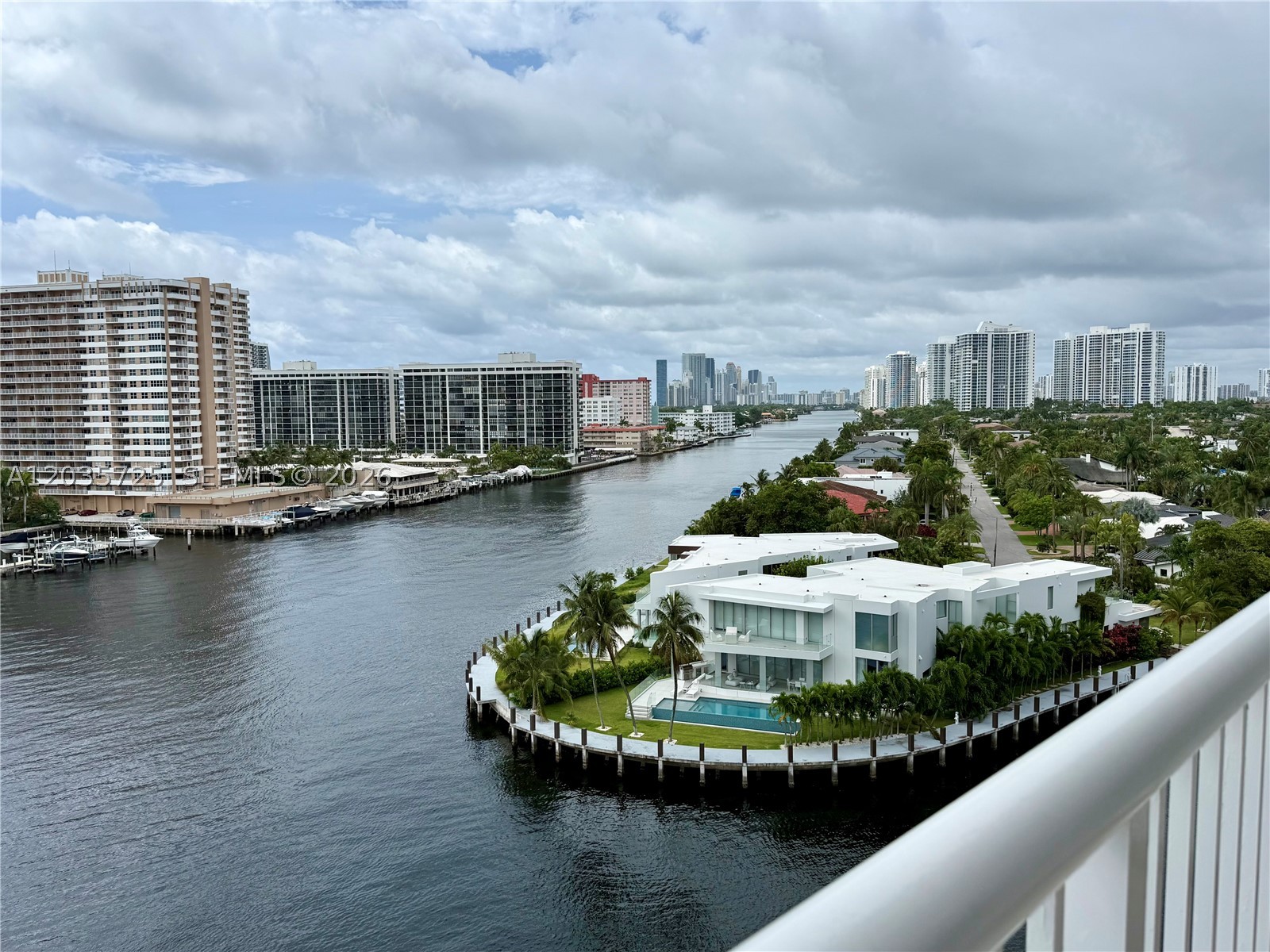DORSEY ARMS CONDO - Residential