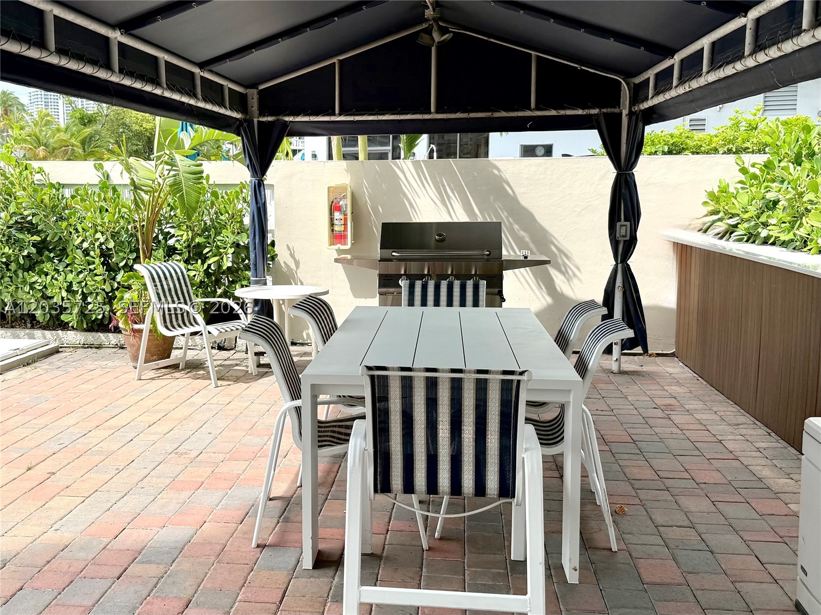 DORSEY ARMS CONDO - Residential