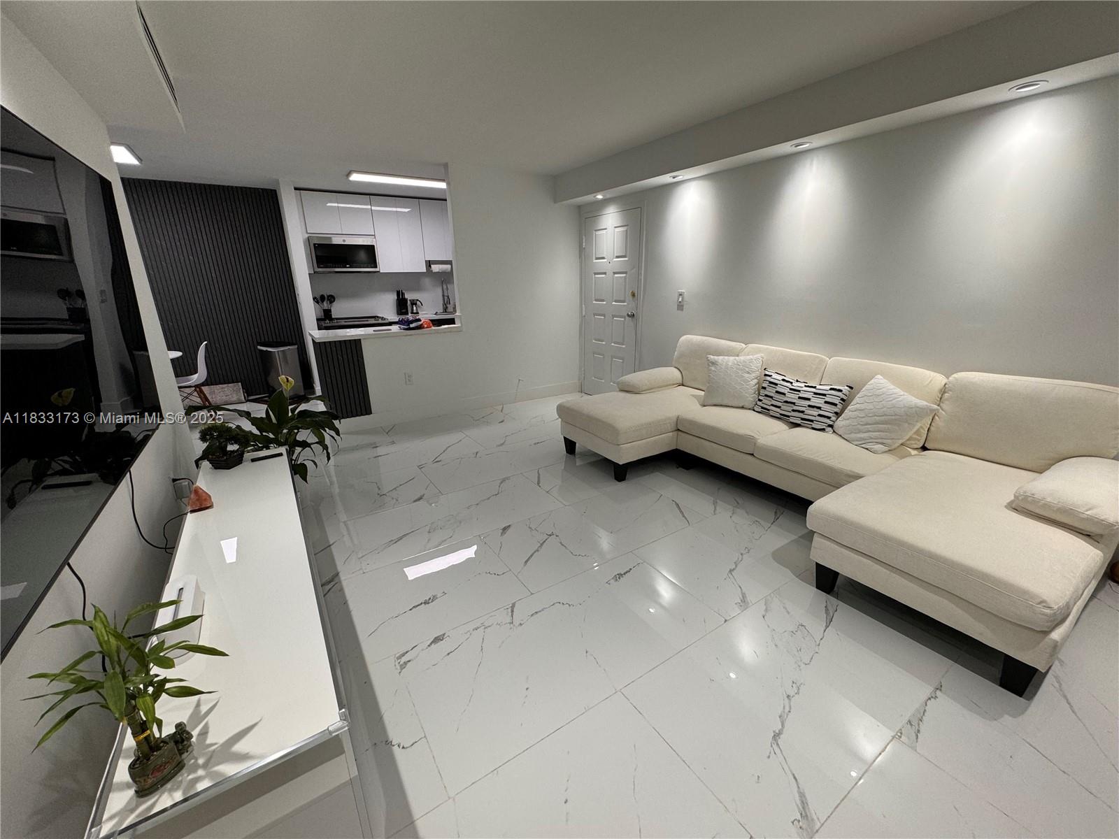 VILLA BELLINI CONDO - Residential