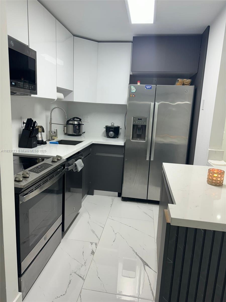 VILLA BELLINI CONDO - Residential