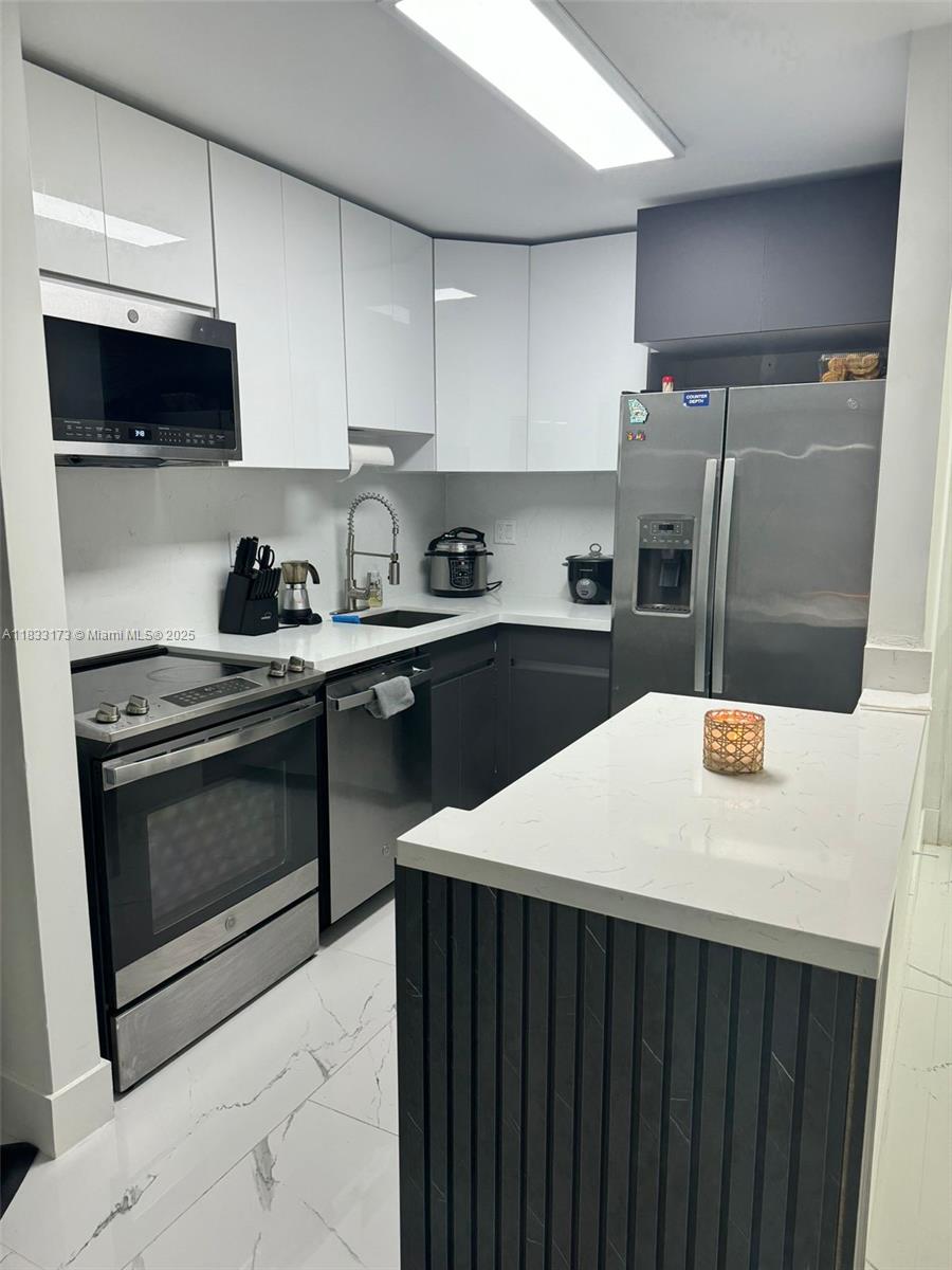 VILLA BELLINI CONDO - Residential