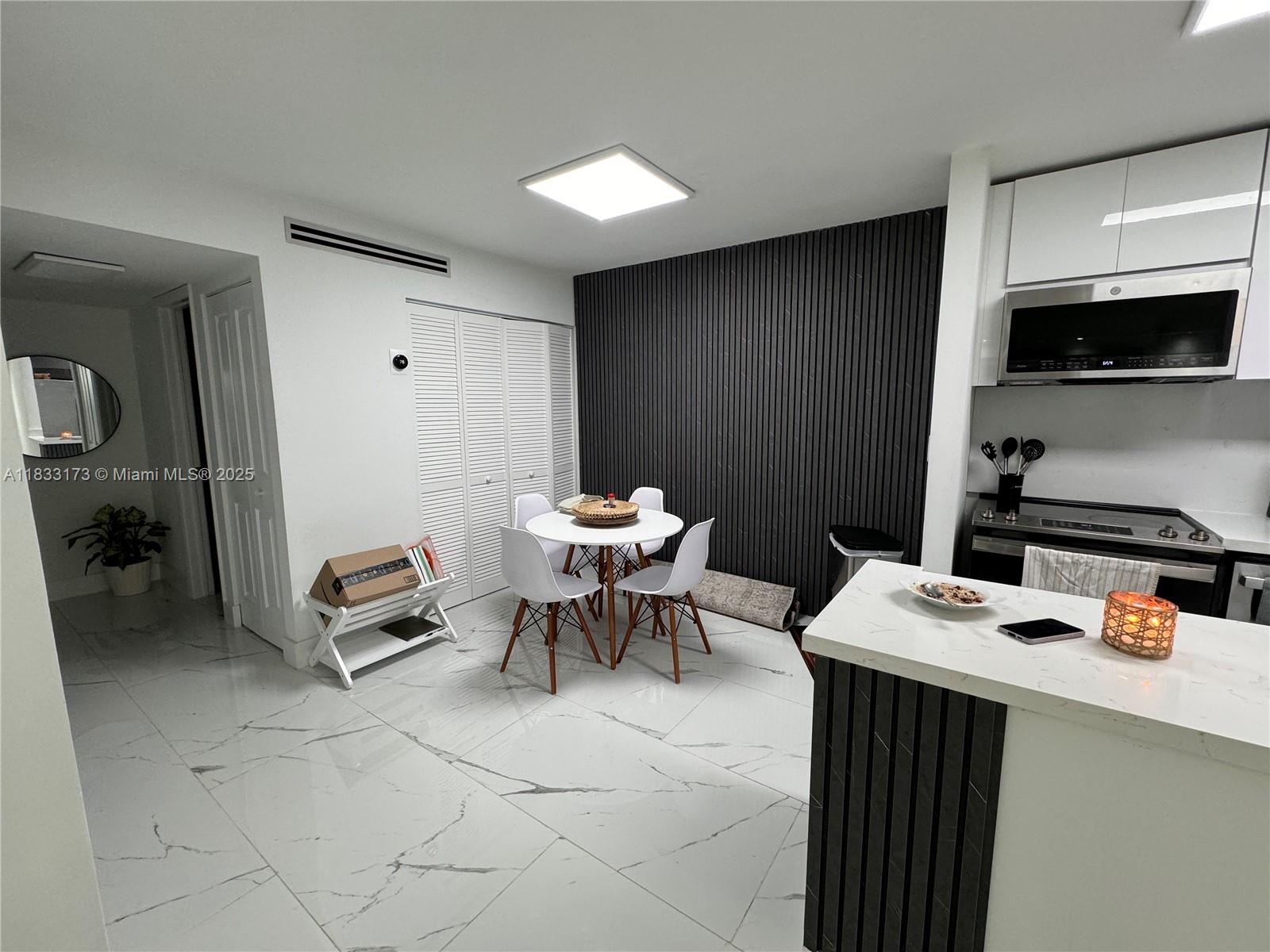 VILLA BELLINI CONDO - Residential