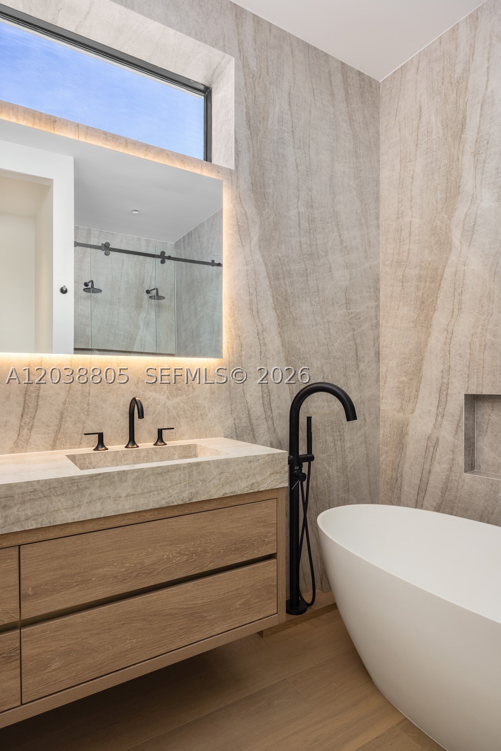 PALMHURST - Residential