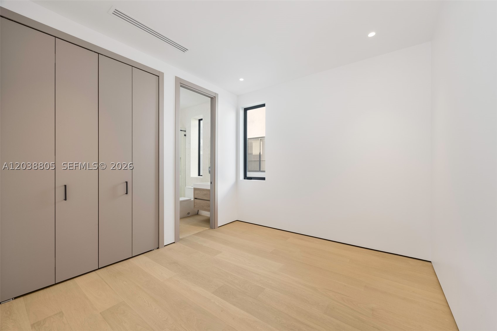 PALMHURST - Residential