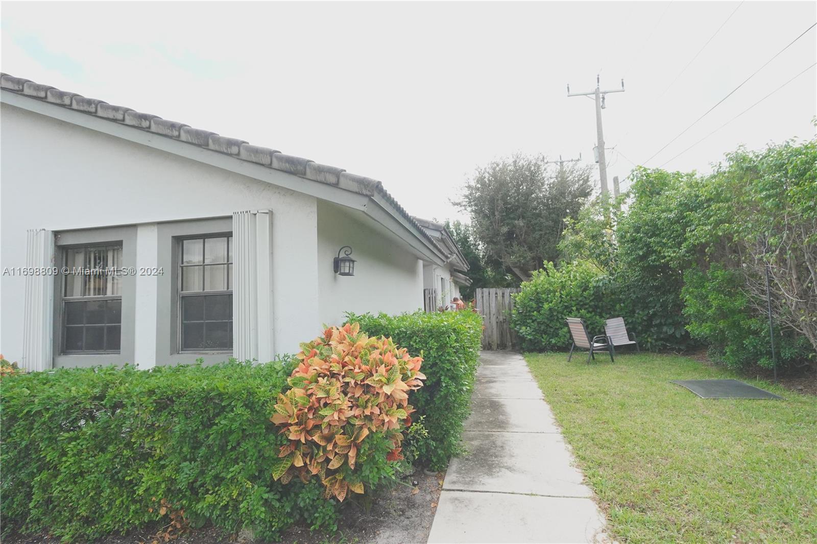VILLAS DE LA COSTA CONDO - Residential Lease