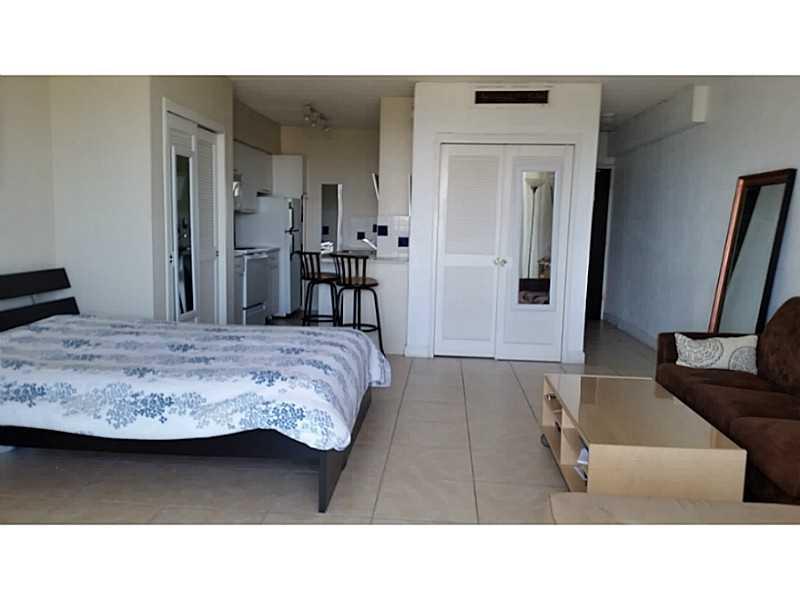 FLAMINGO SOUTH BEACH I CO - Residential Lease