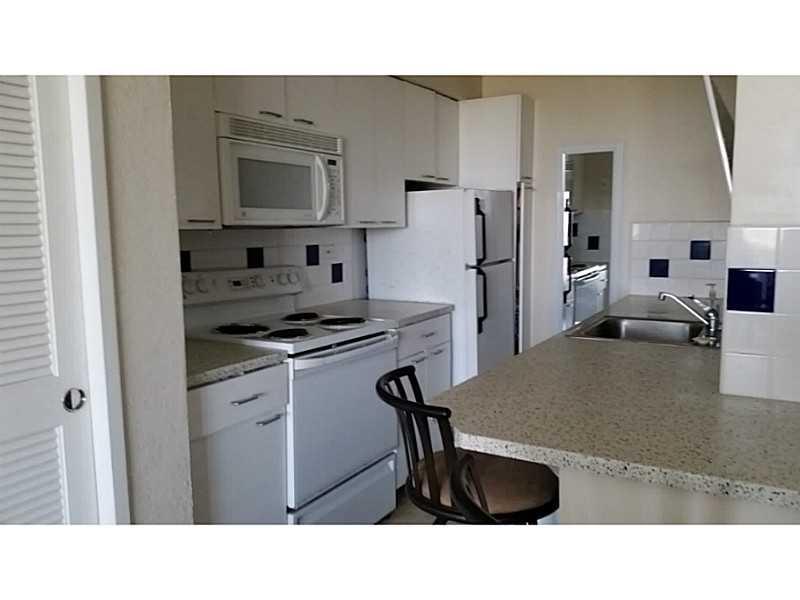 FLAMINGO SOUTH BEACH I CO - Residential Lease
