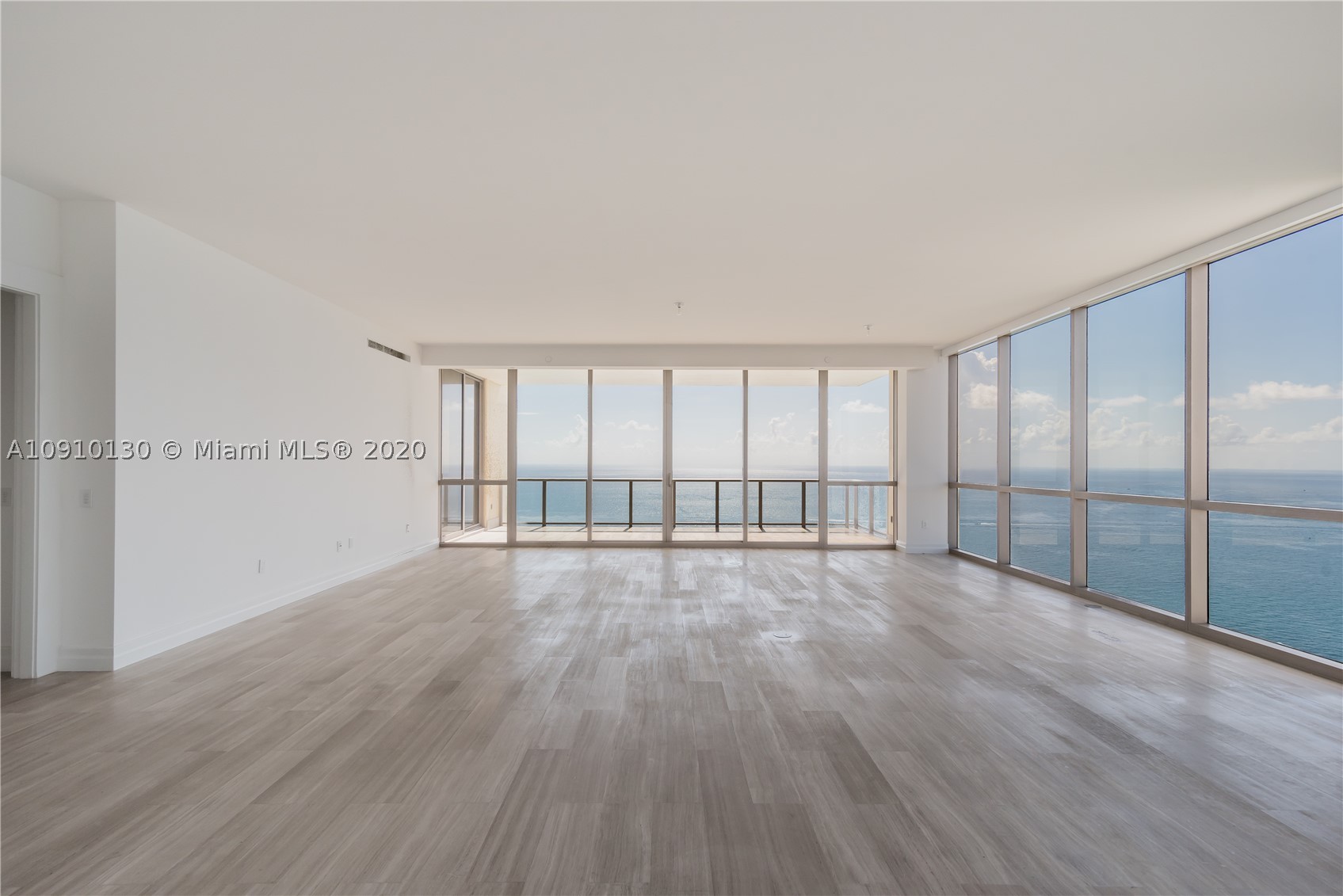 17749 COLLINS AVENUE COND - Residential