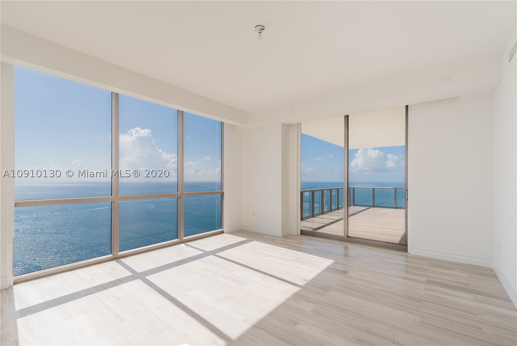 17749 COLLINS AVENUE COND - Residential