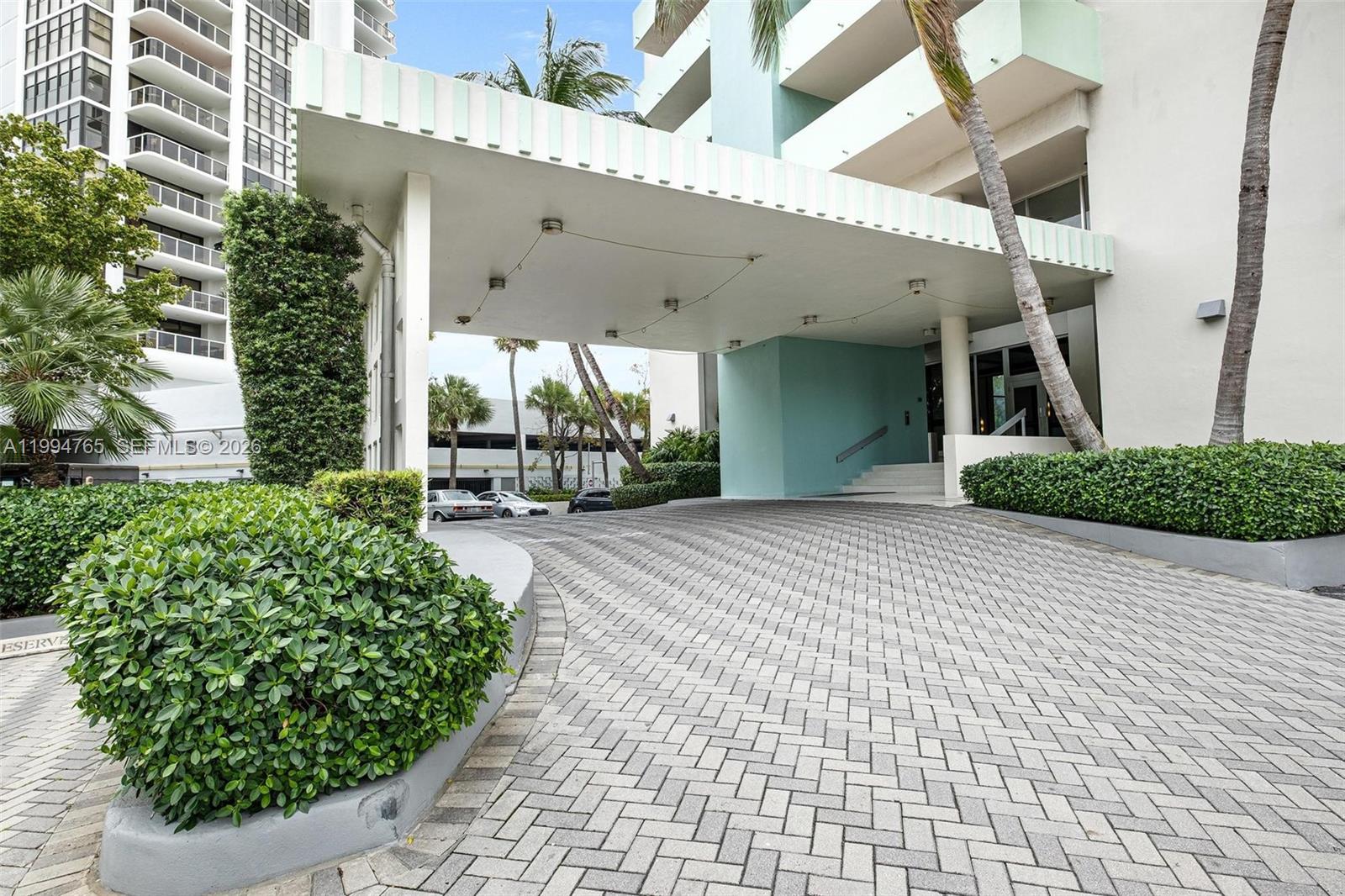 ISLAND TERRACE CONDO - Residential