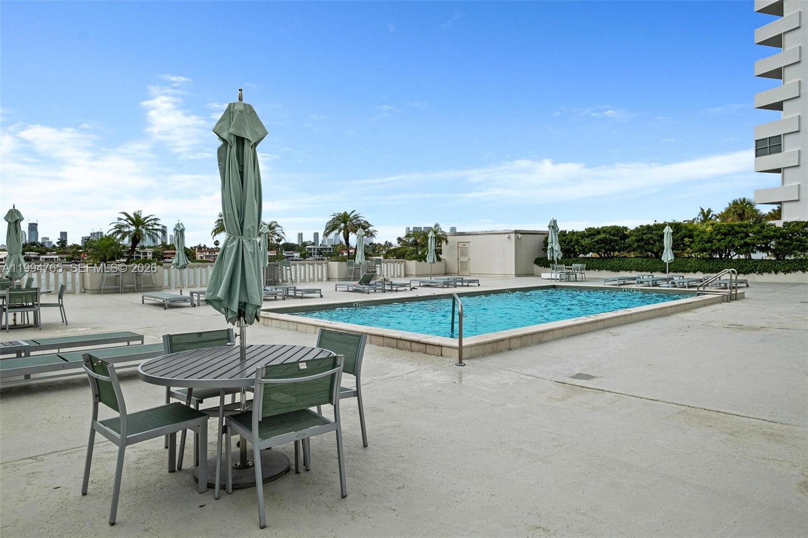ISLAND TERRACE CONDO - Residential