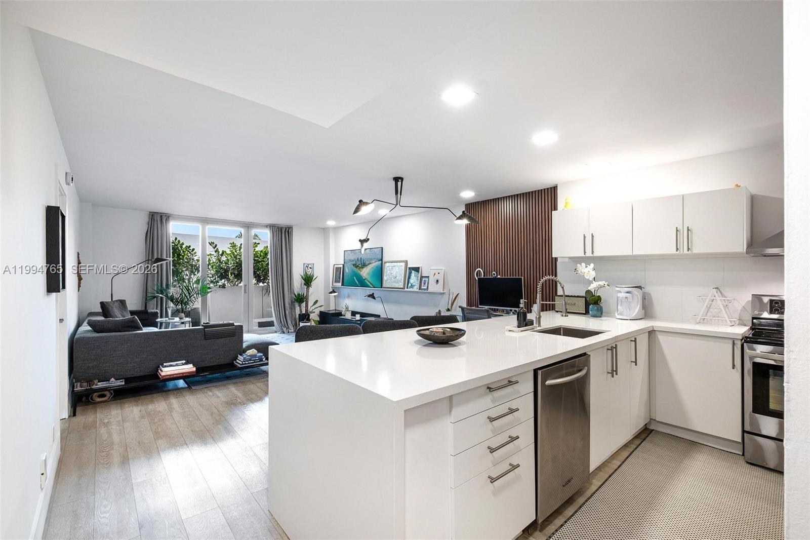 ISLAND TERRACE CONDO - Residential