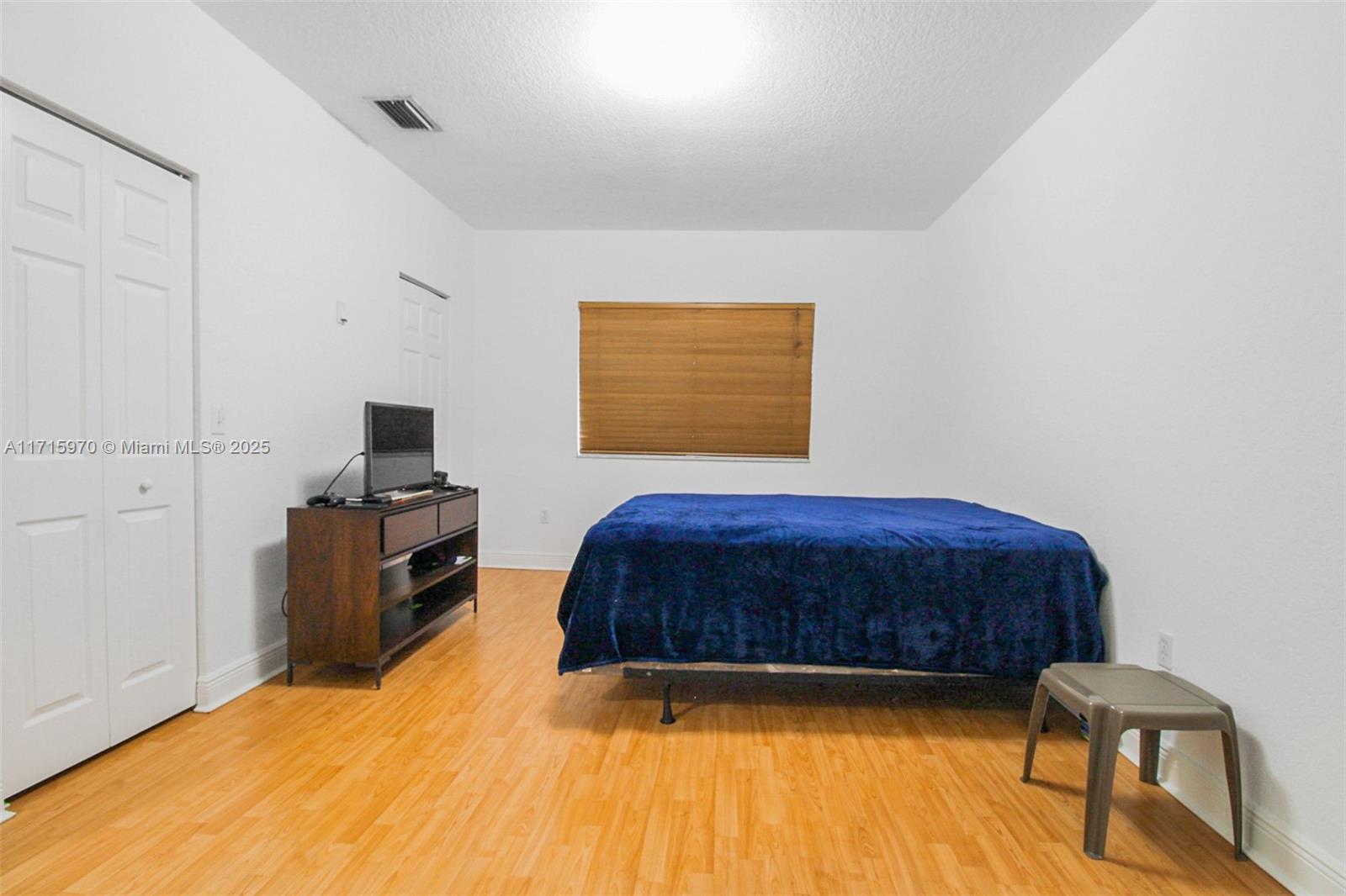 KINGS POINT COMMERCIAL PA - Residential