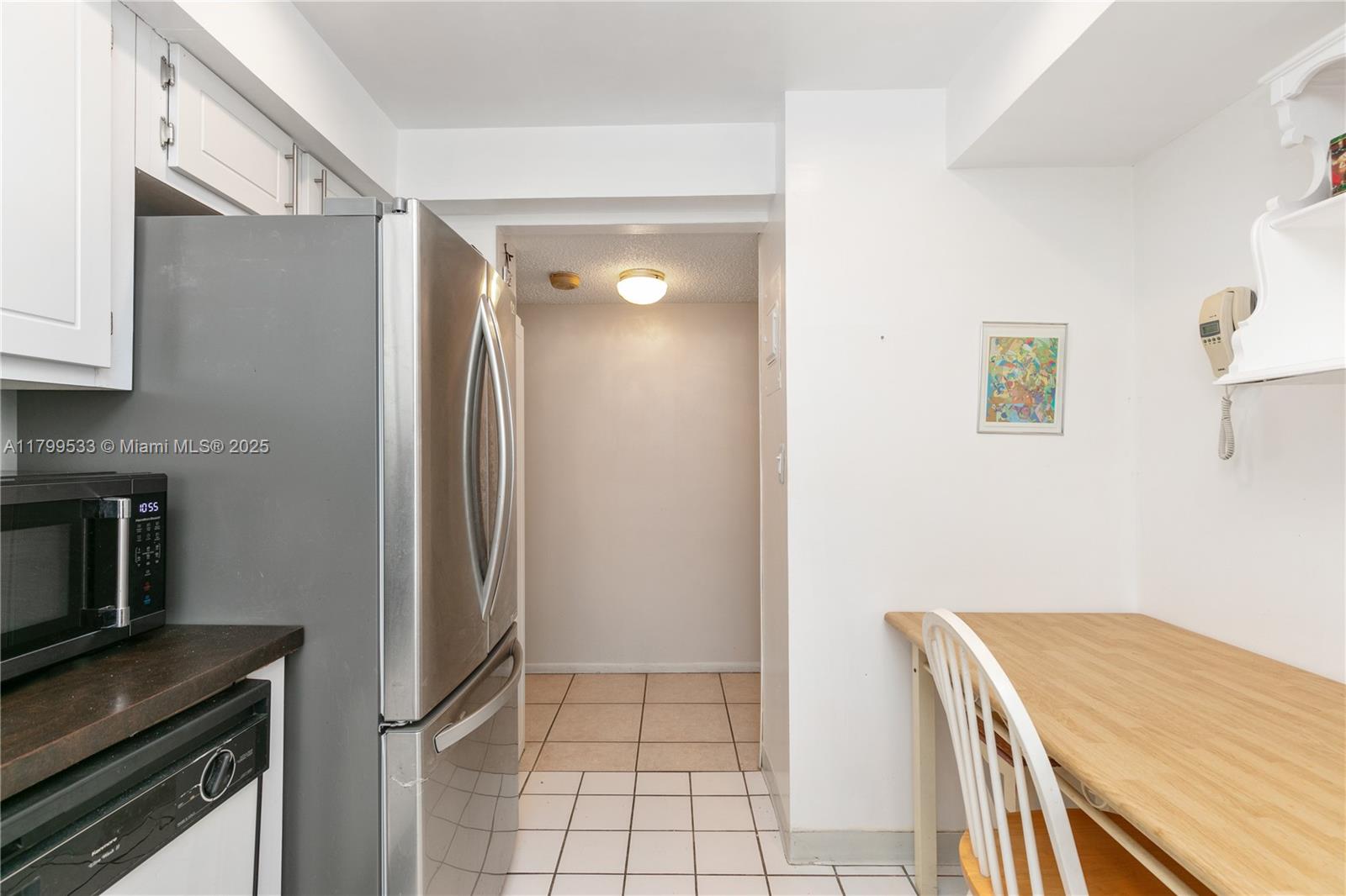 DESOTO PARK CONDO - Residential Lease